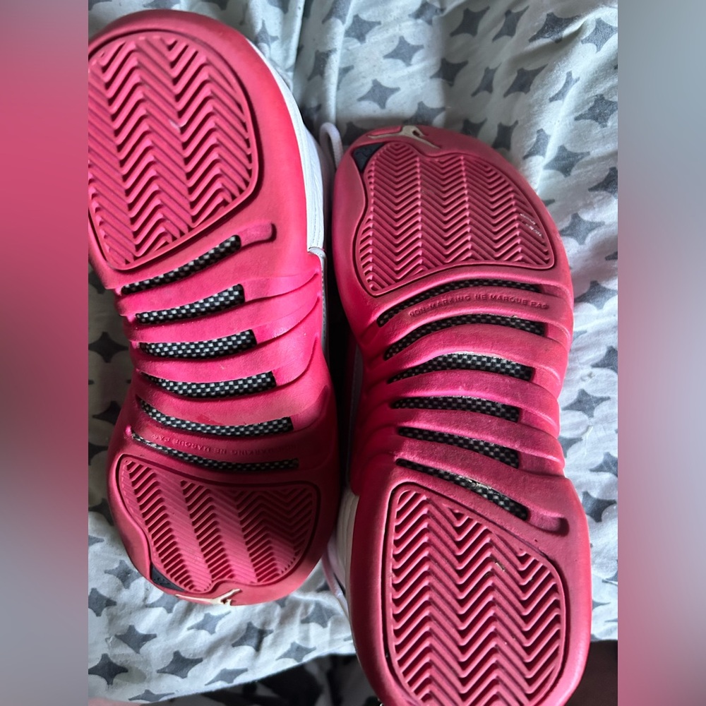 Air Jordan 12 Retro GS “Dynamic Pink” | Size 4.5Y | Worn | No Box - Picture 3 of 3